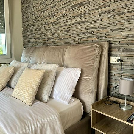 Serenity B&B Брешия Экстерьер фото
